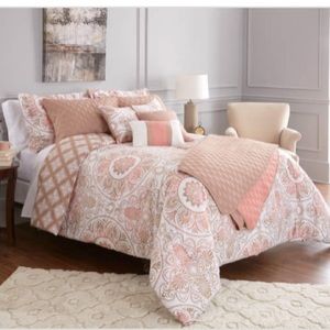 Project Runway Jaiden Coral & Taupe Bedding Set